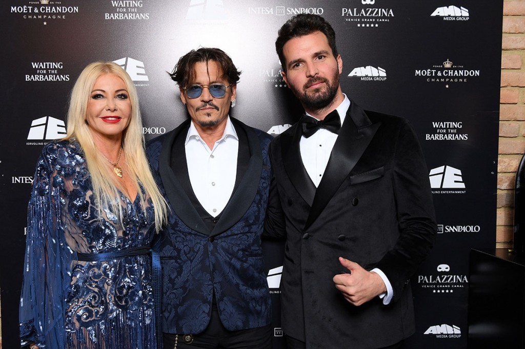 johnny-depp-con-lady-monika-bacardi-e-andrea-iervolino-foto-venturelli